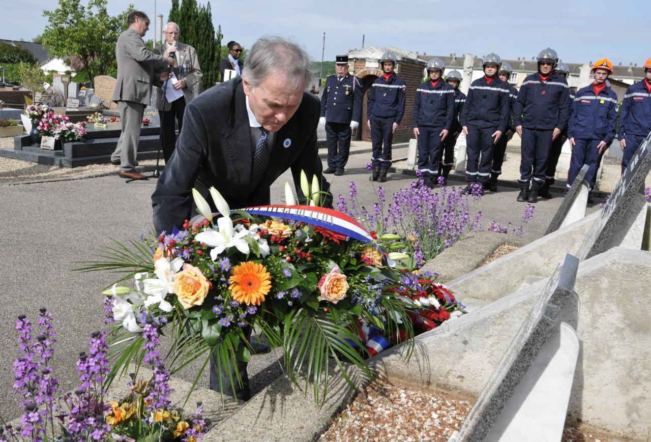 Commémoration le 8 Mai 2015 à Petit-Couronne