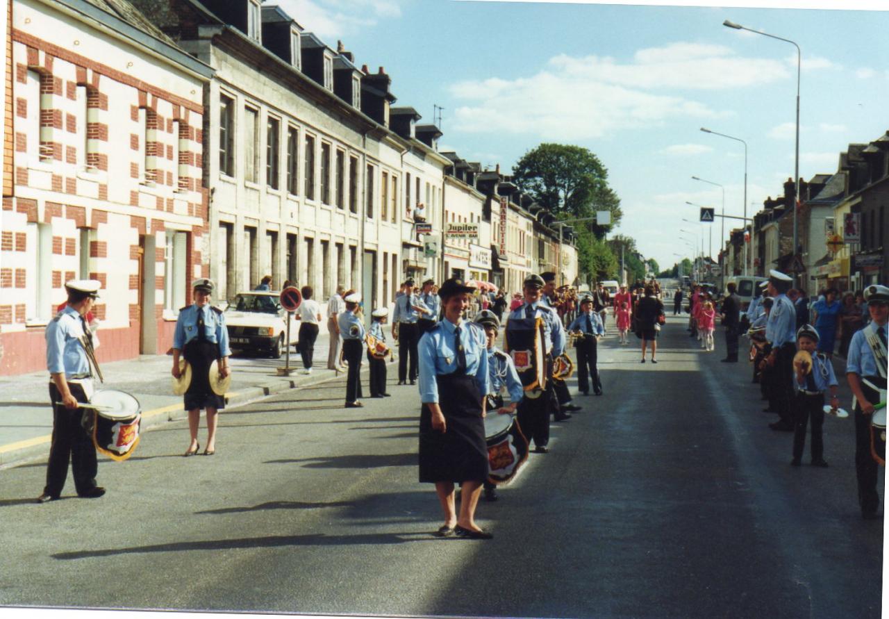 Défilé à Déville-les-Rouen Septembre 1990