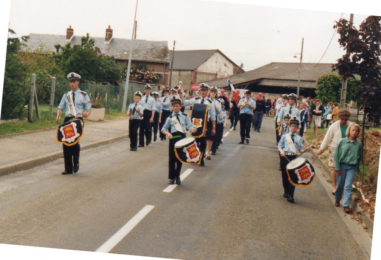 Défilé à Lormaison Juin 1991