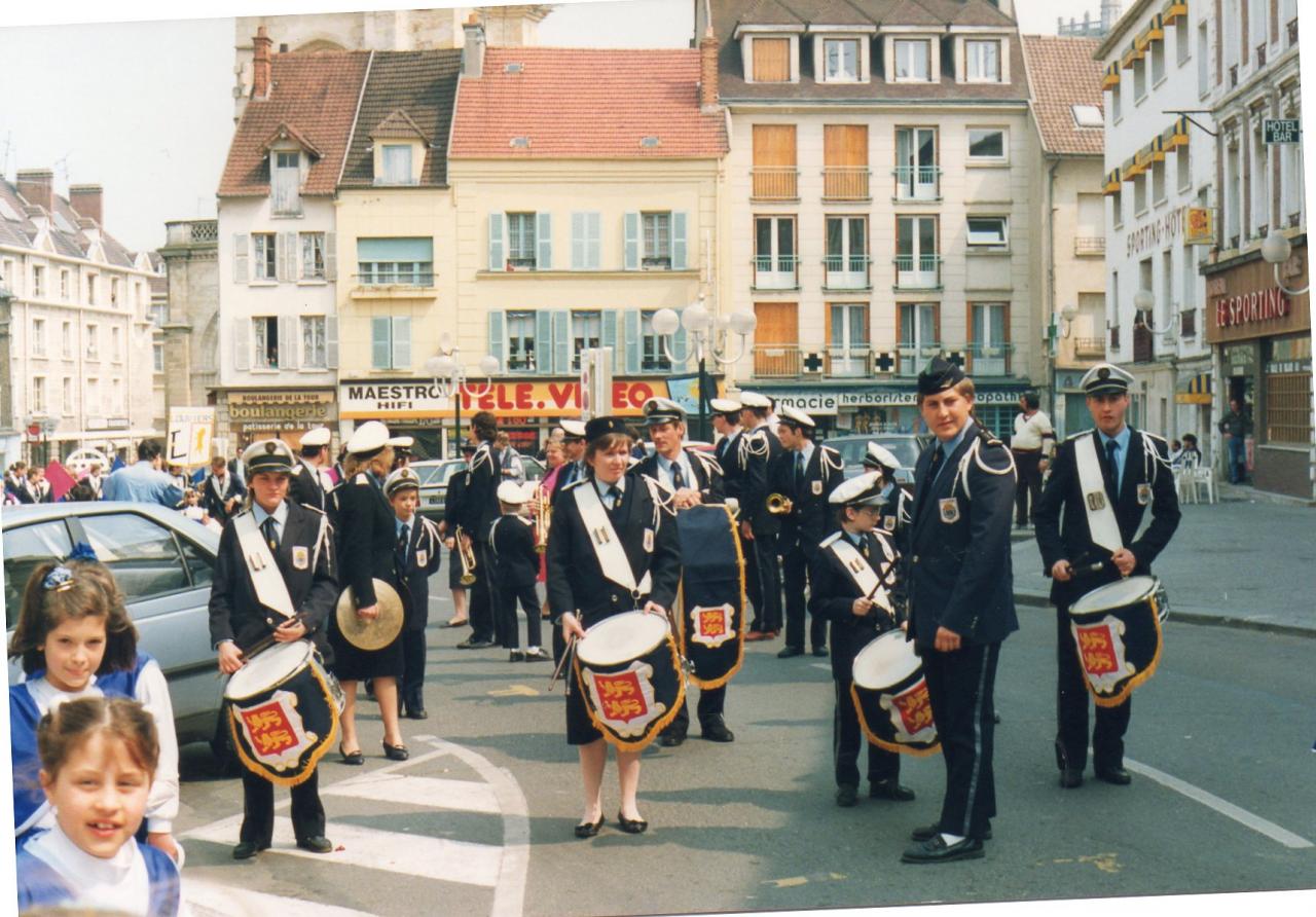 Défilé à Mantes-la-Jolie Avril 1991