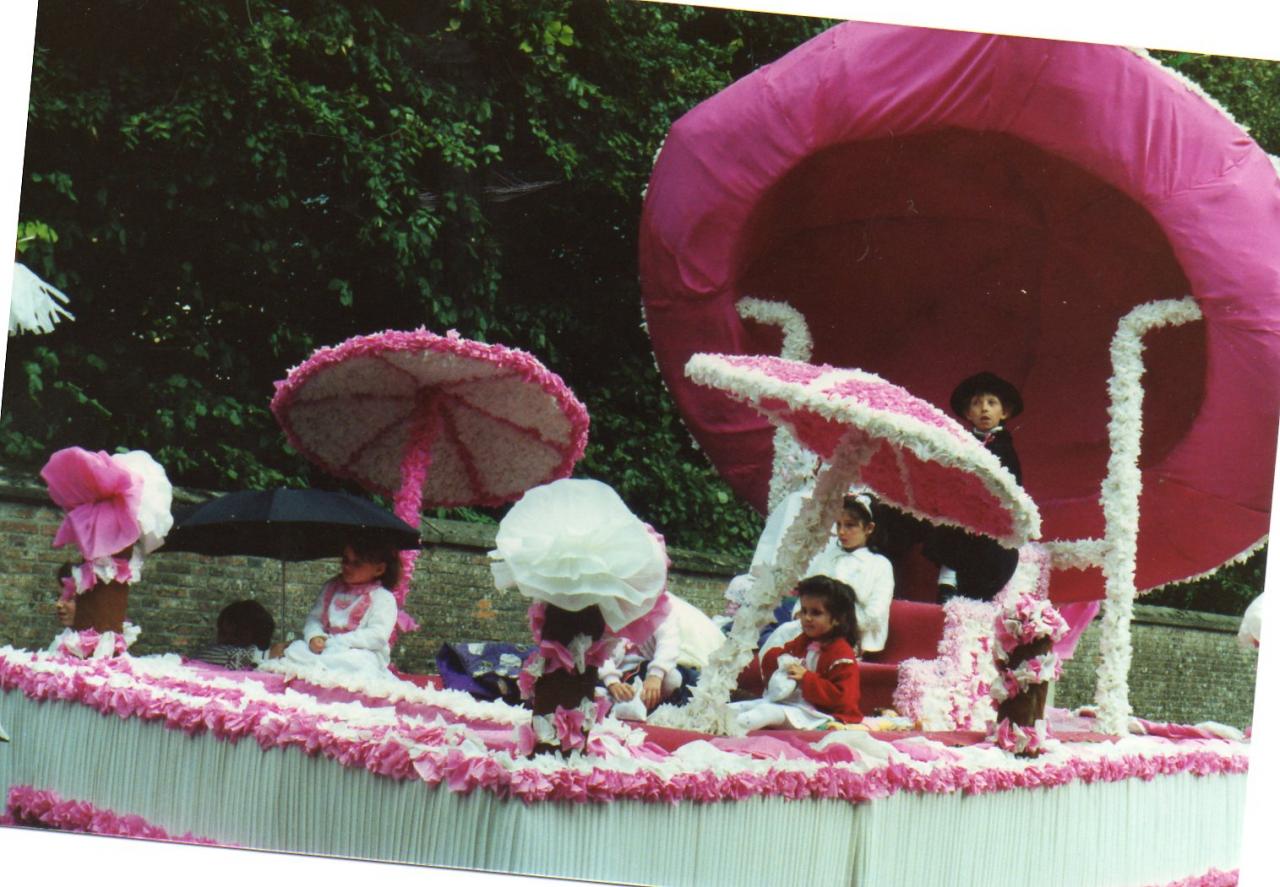 Défilé Cavalcade à Argueil Septembre 1990